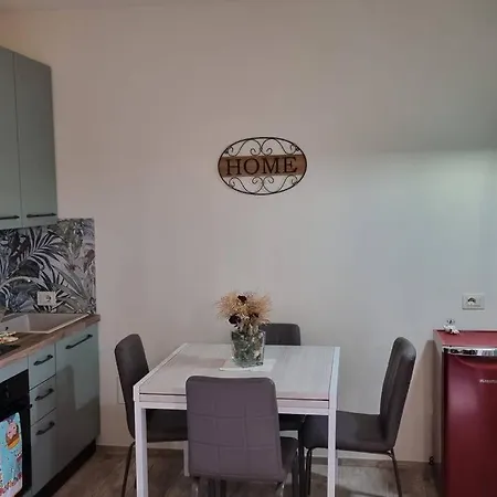 Margherita 펜션 크레스피나
